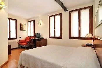 Bed & Breakfast Ca' Fontanea Bed and Breakfast Venedig