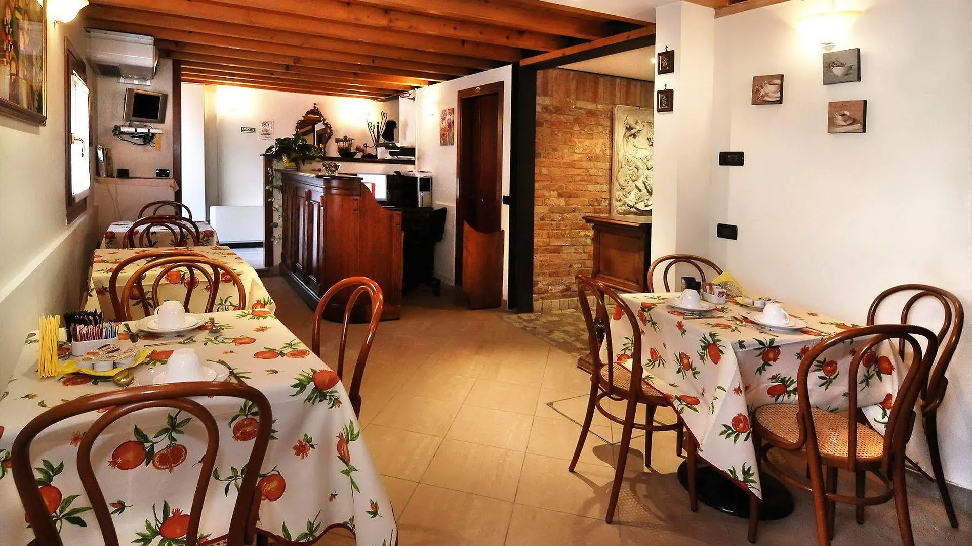 Ca' Fontanea Bed & Breakfast Venice 3*,
